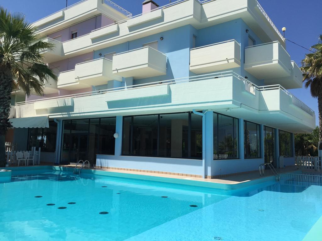Residence Azzurro Массиньяно Экстерьер фото