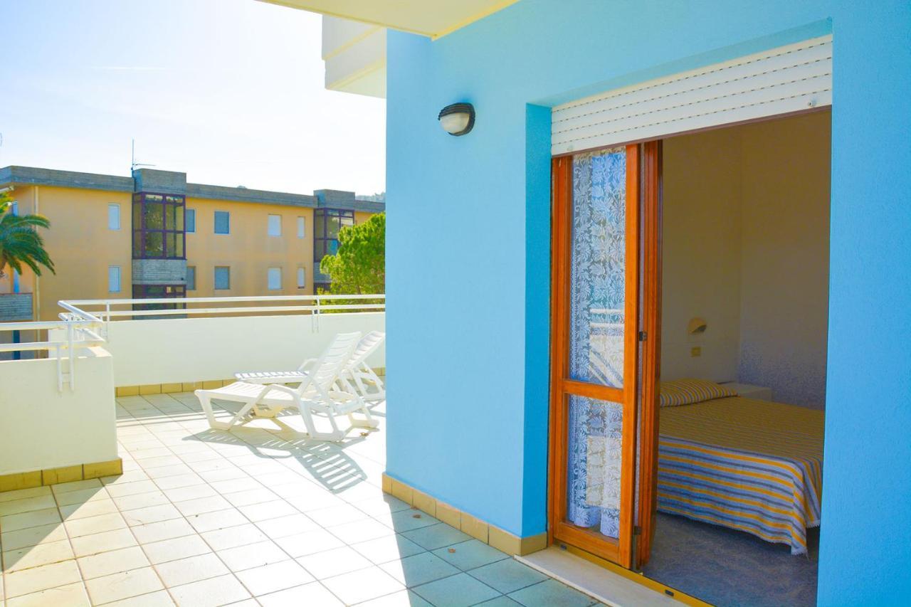 Residence Azzurro Массиньяно Экстерьер фото